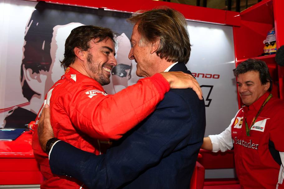 Alonso con Montezemolo: caloroso saluto fra i due ai box. Colombo